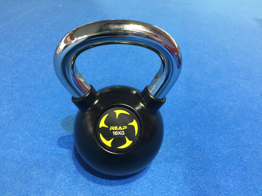REAP Black rubber kettlebell